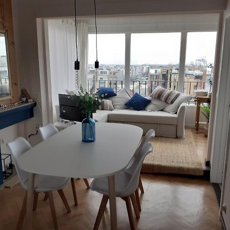 Gezellig Centraal Gelegen Penthouse Oostende Apartment Bagian luar foto